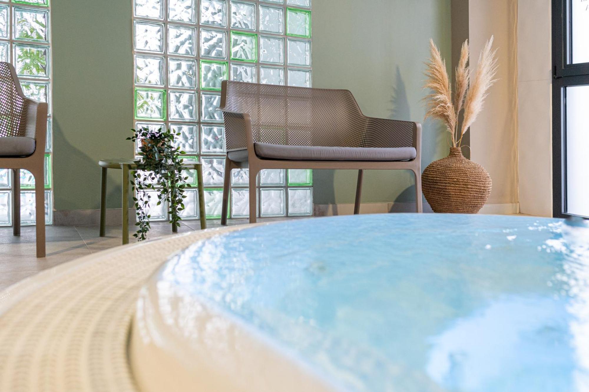 Kyriad Prestige Residence & Spa Cabourg-Dives-Sur-Mer Exterior photo